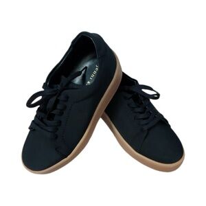 Jenni Kayne Black Gum Sole 90’s Platform Sneakers Black and Tan Size 6